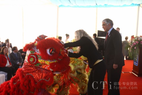 _̫؅^(q)N(xio)ۼЈ(chng)Susan Hansen