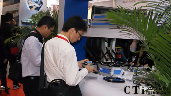 客戶觀摩和體驗CREATOR快捷產品