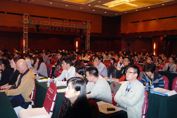 2012ЇļI(y)ͨŴչF(xin)